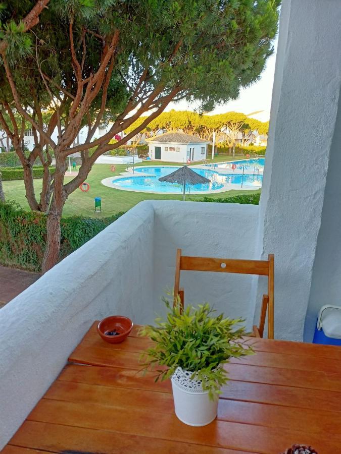 Apartmán Pueblo Marinero Novo Sancti Petri Exteriér fotografie